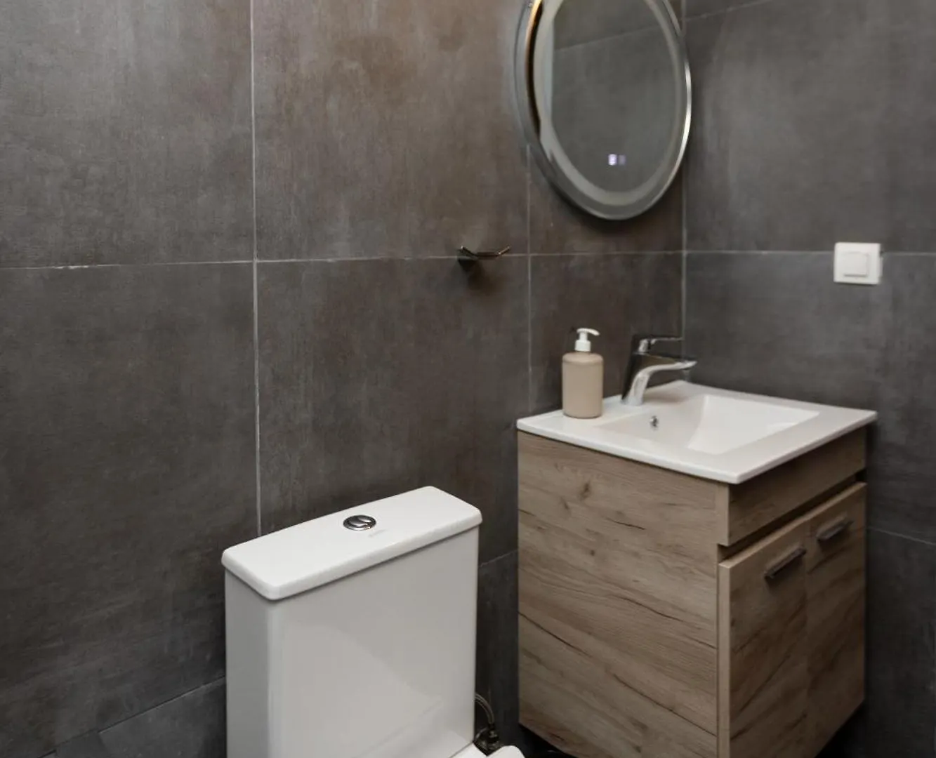 Tsimiski Double Suites #8 Thessaloniki Griechenland