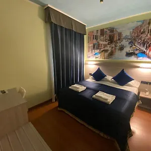 κάντε κράτηση εδώ