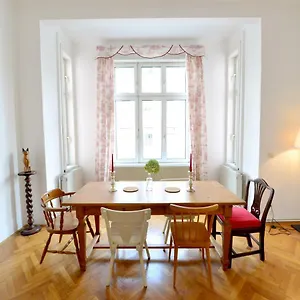 Classy Apartment, 10 Min To The Centre Viena